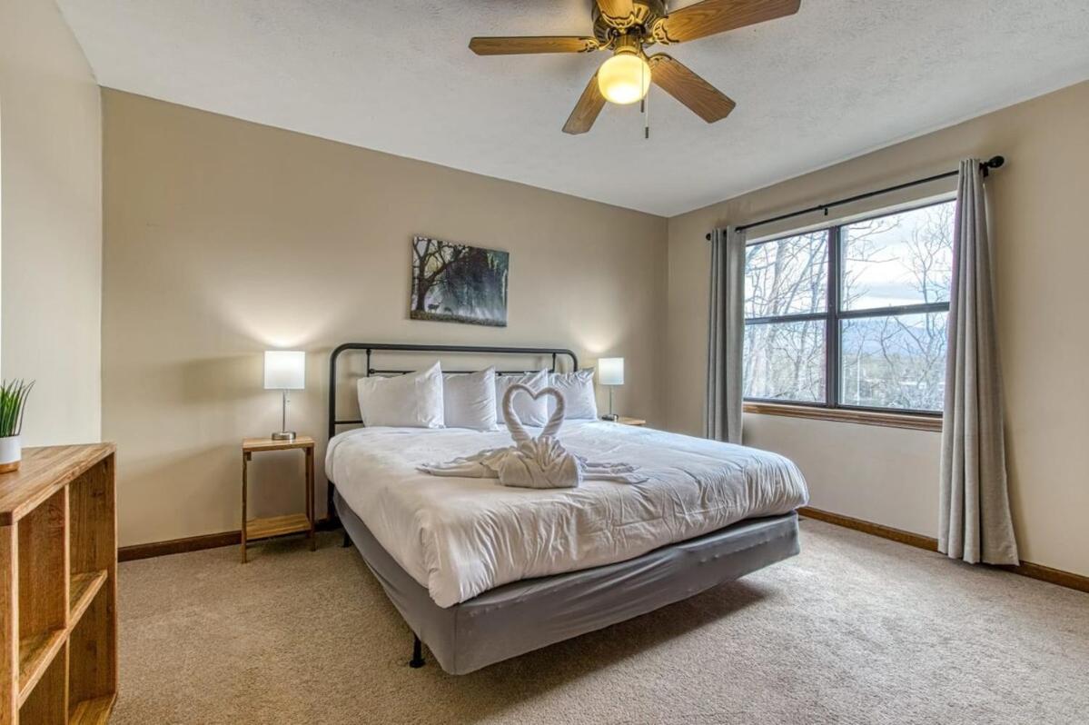 Pinecrest Townhomes-1King-2Queen Unit-Updated Pigeon Forge Buitenkant foto