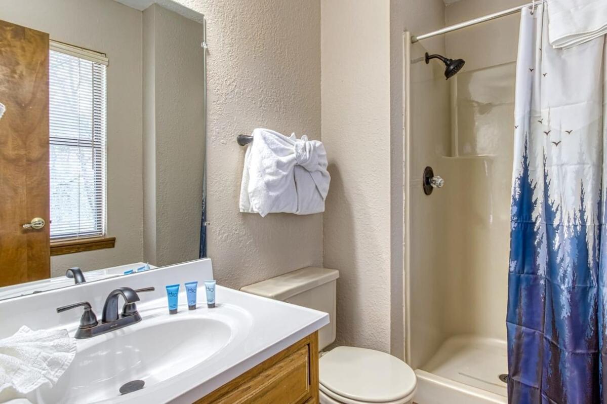 Pinecrest Townhomes-1King-2Queen Unit-Updated Pigeon Forge Buitenkant foto