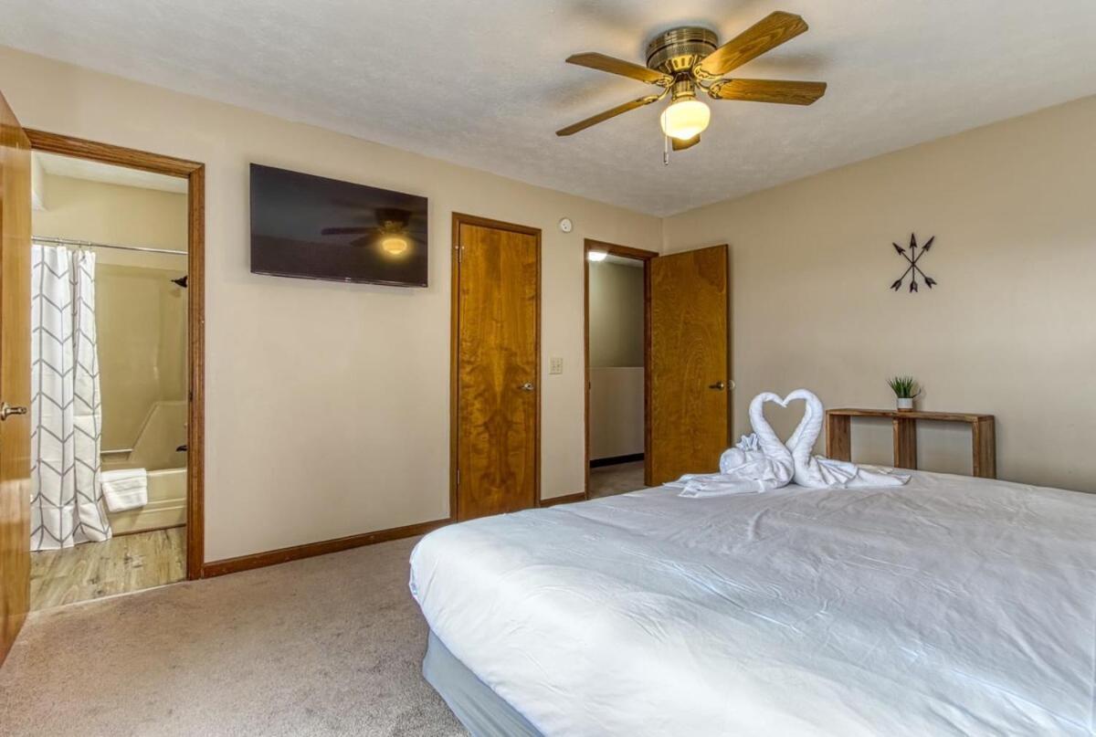 Pinecrest Townhomes-1King-2Queen Unit-Updated Pigeon Forge Buitenkant foto