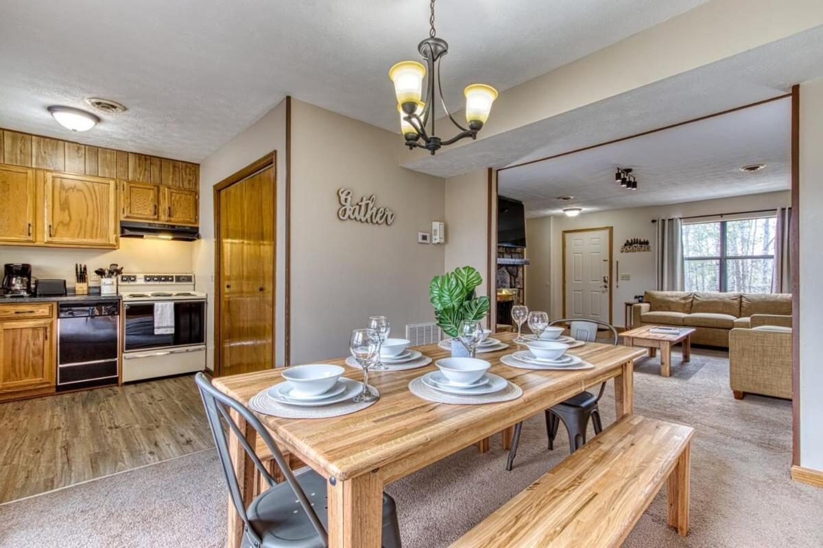 Pinecrest Townhomes-1King-2Queen Unit-Updated Pigeon Forge Buitenkant foto